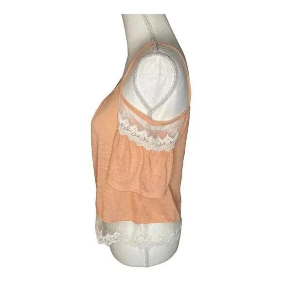 L.A. Hearts Women’s Medium Peach & White Lace Sleeveless Cold Shoulder Crop Top - Picture 2 of 4